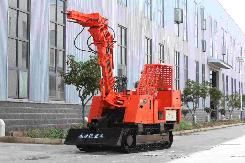 礦用扒渣機(jī)二手車價(jià)格暴跌，現(xiàn)在是入手時(shí)機(jī)？
